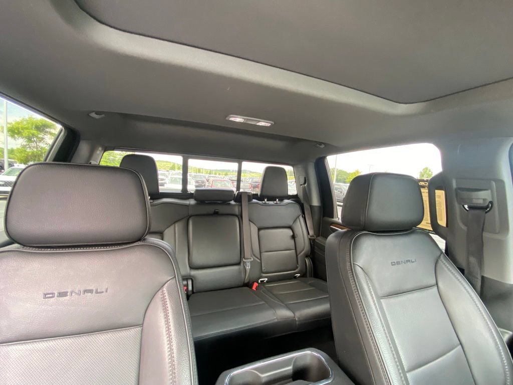 Used 2024 GMC Sierra 2500 Denali w/ Denali Reserve Package AWD/4WD image 30