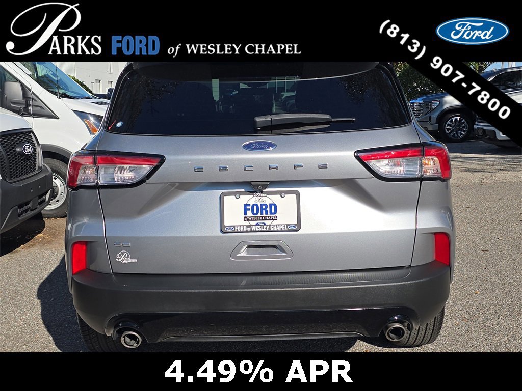 Certified 2022 Ford Escape SE w/ SE Sport Appearance Package image 4