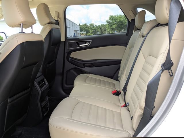 Certified 2022 Ford Edge SEL w/ Convenience Package AWD/4WD image 10
