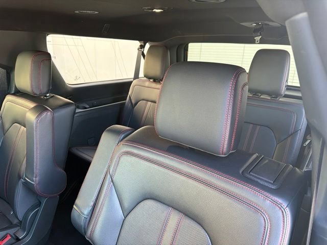 Certified 2024 Ford Expedition Max Limited AWD/4WD image 18