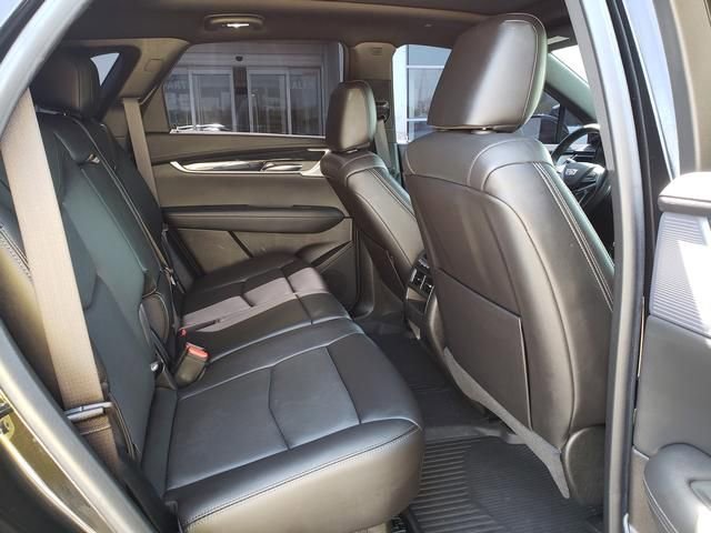 Used 2023 Cadillac XT5 Premium Luxury w/ LPO, Floor Liner Package AWD/4WD image 19