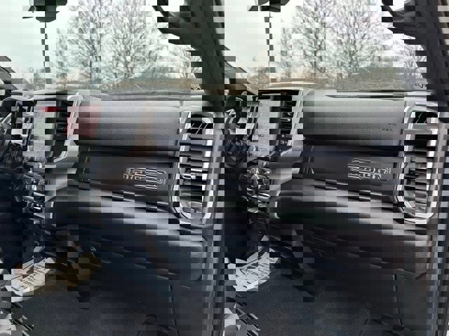 Used 2023 RAM 2500 Big Horn w/ Level 1 Equipment Group image 19