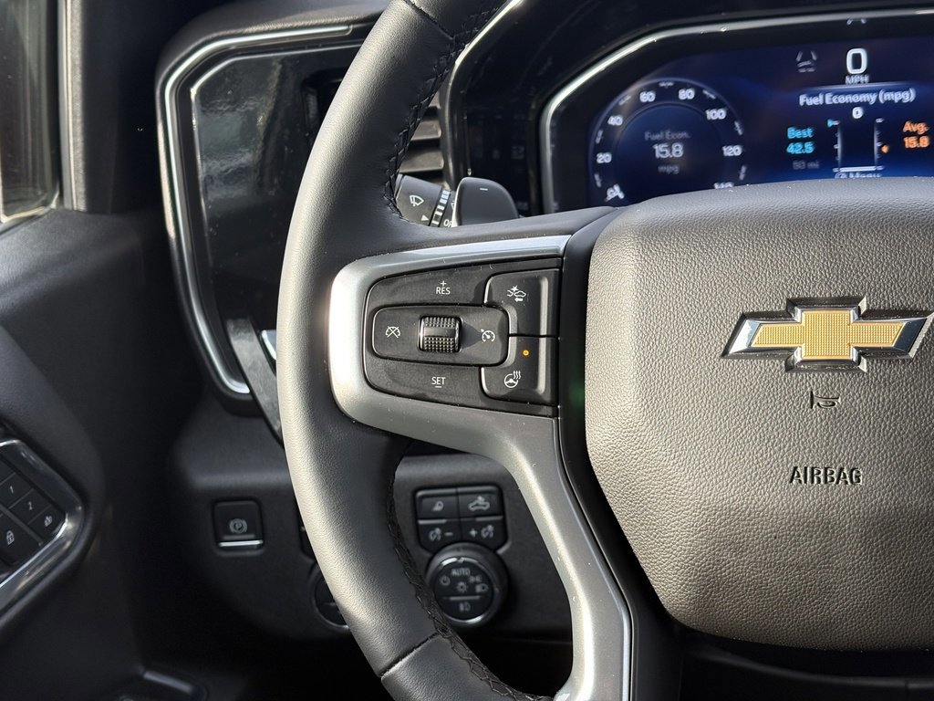 Used 2024 Chevrolet Silverado 1500 LTZ image 23