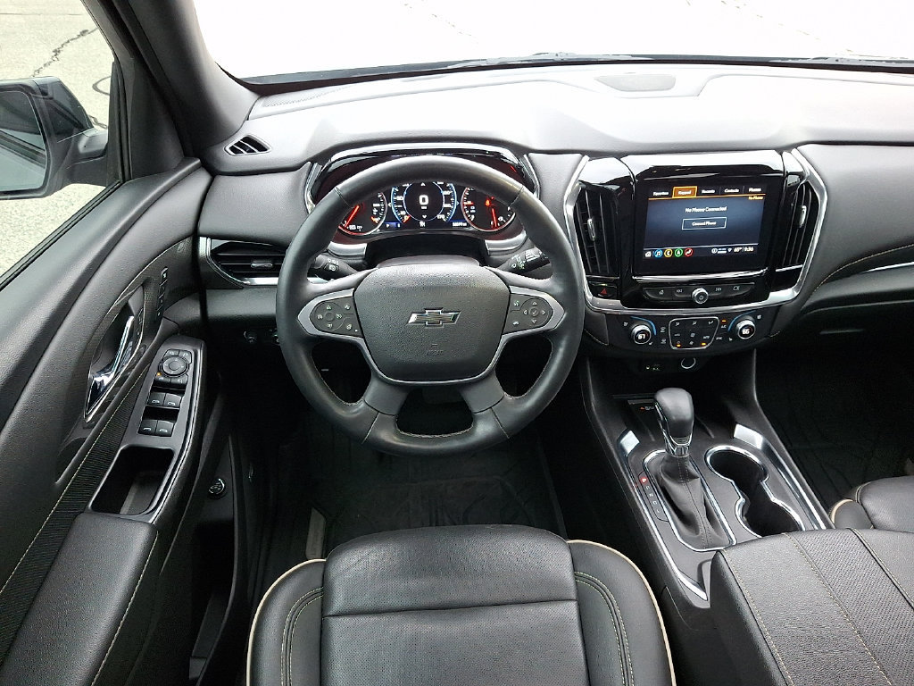 Used 2023 Chevrolet Traverse Premier w/ Redline Edition FWD image 10