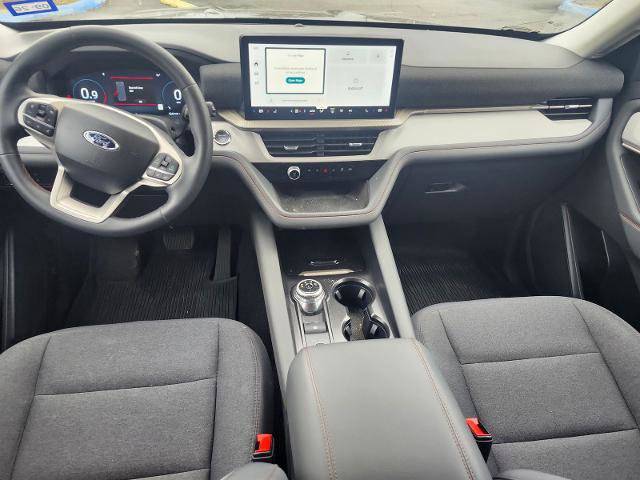 Certified 2025 Ford Explorer Active RWD image 7