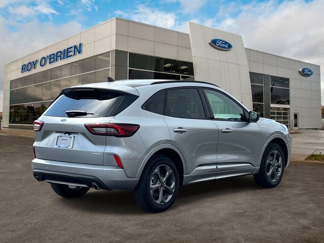 Certified 2024 Ford Escape ST-Line w/ Tech Pack #1 AWD/4WD image 5