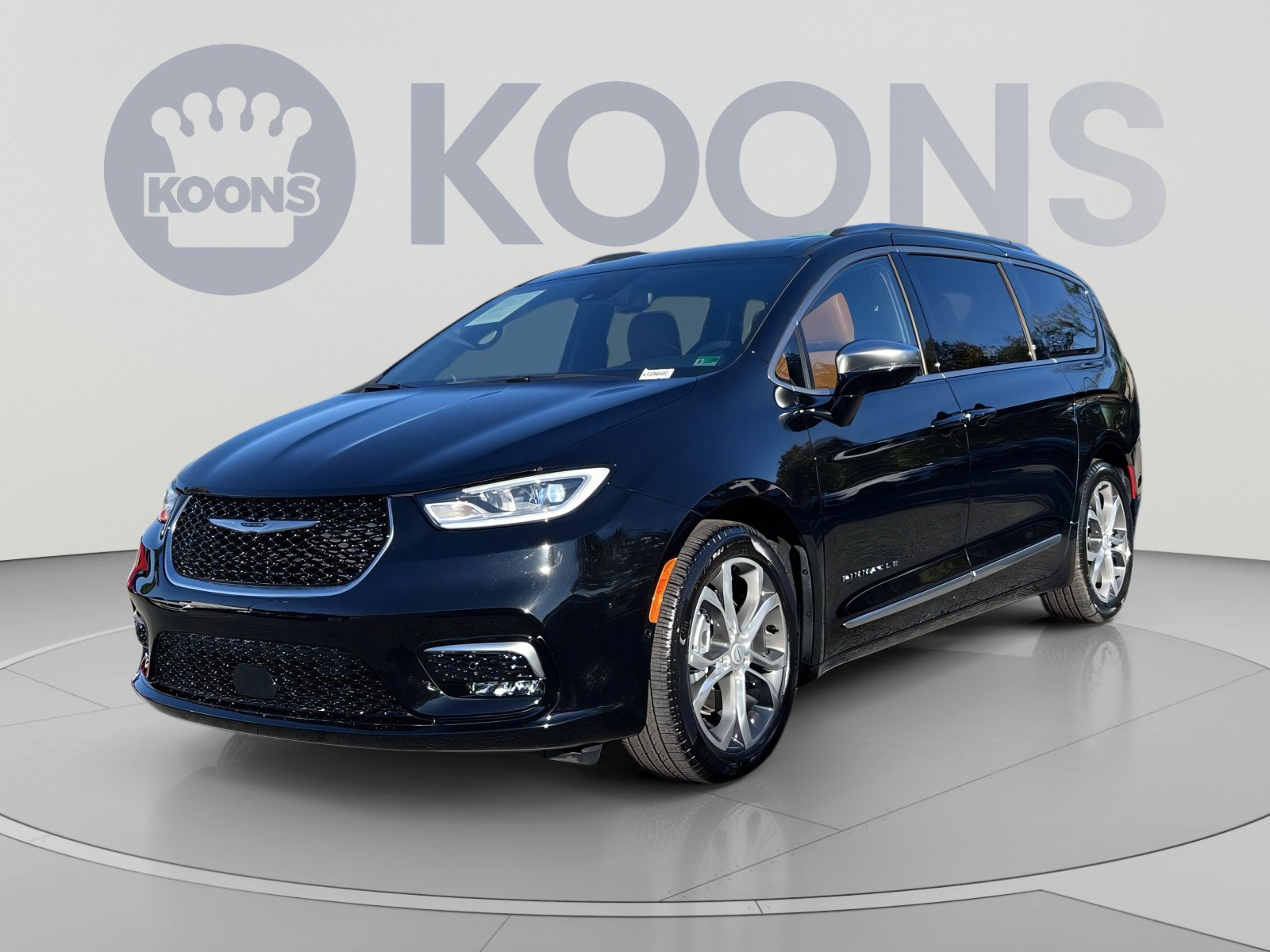 Used 2026 Chrysler Pacifica Pinnacle FWD image 5