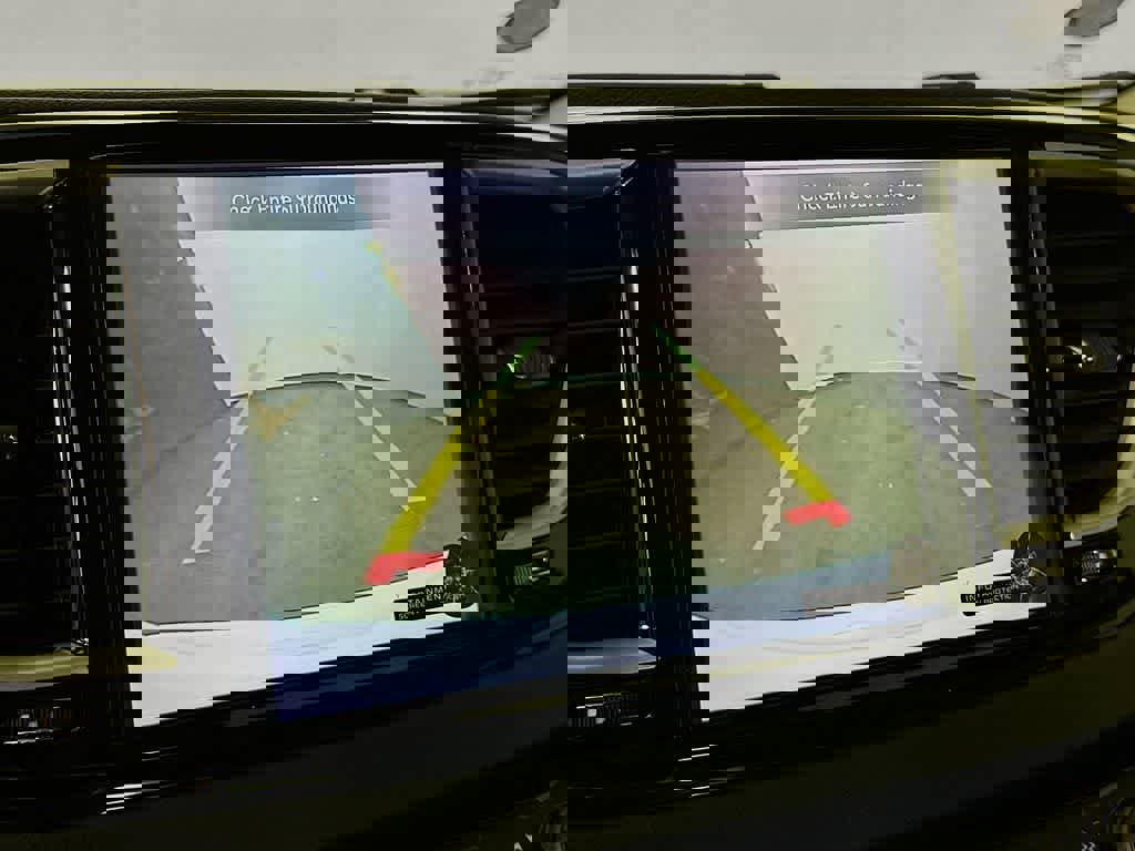 Used 2024 Chrysler Pacifica Touring-L image 28