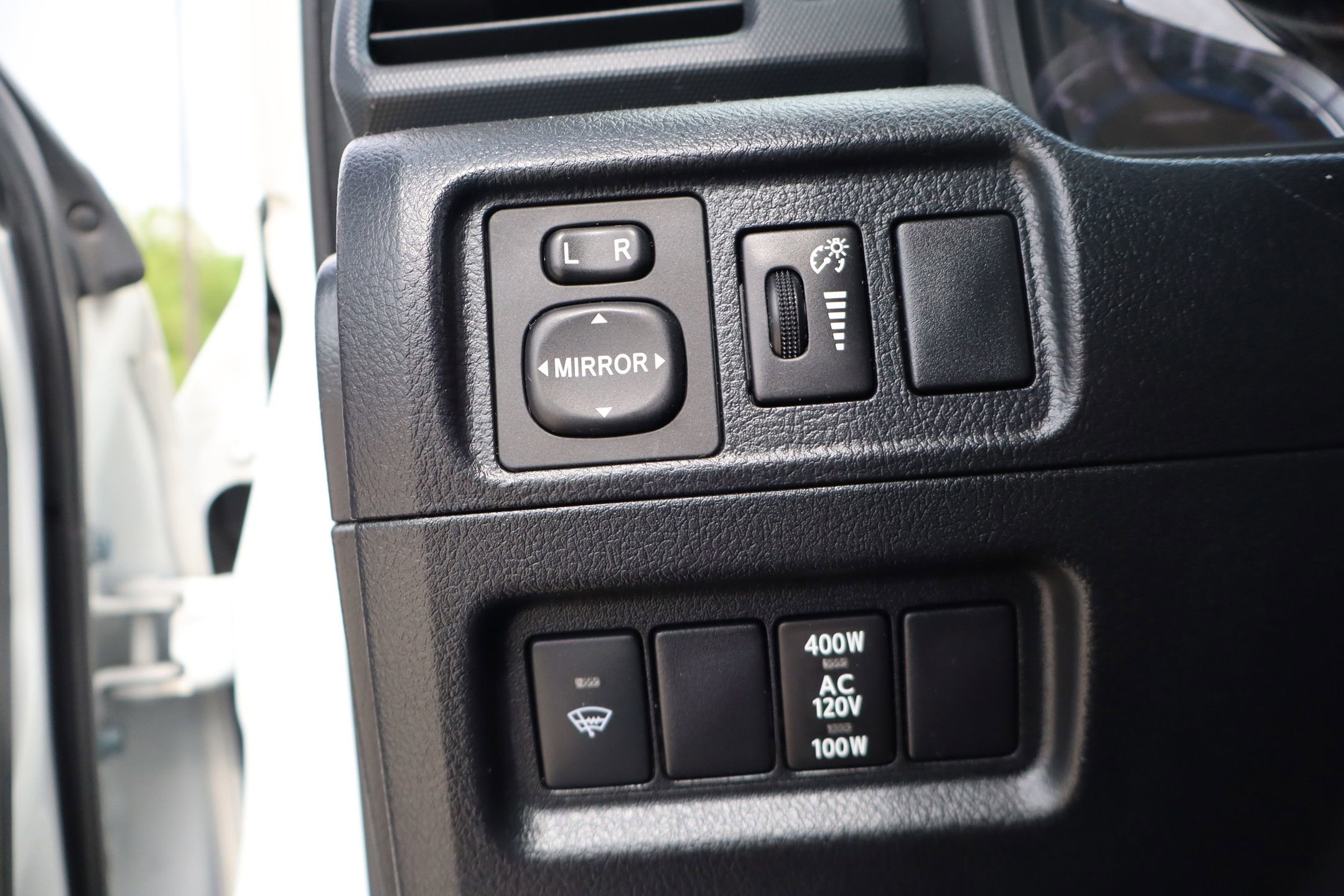 Used 2019 Toyota 4Runner TRD Off-Road Premium AWD/4WD image 14