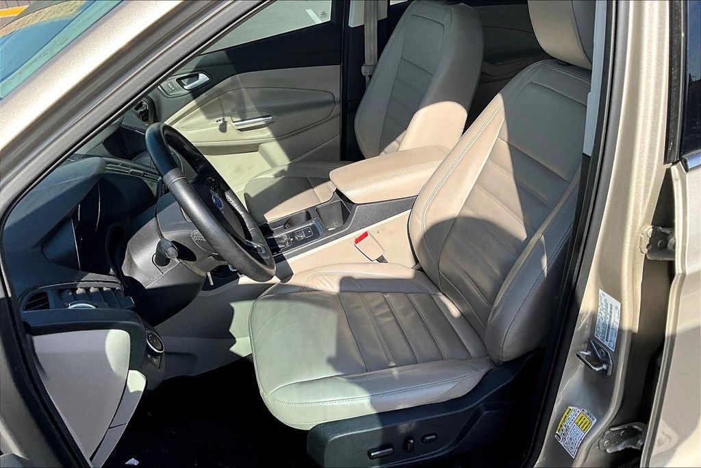 Certified 2018 Ford Escape SEL AWD/4WD image 17