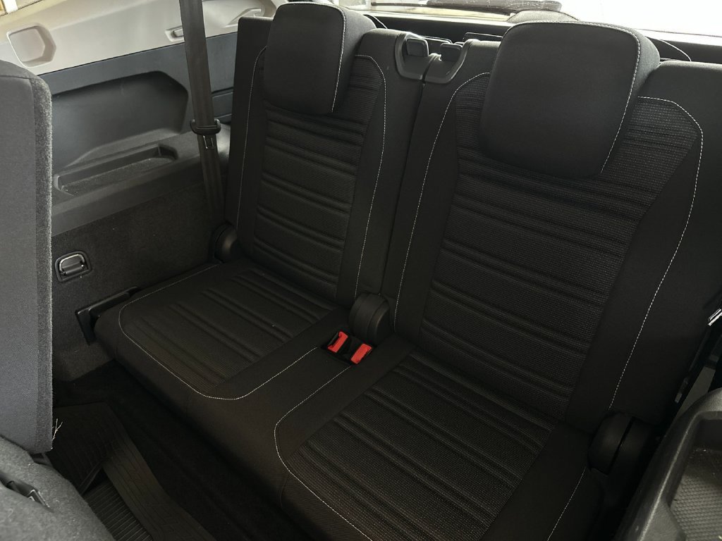 Used 2022 Volkswagen Tiguan S FWD image 14