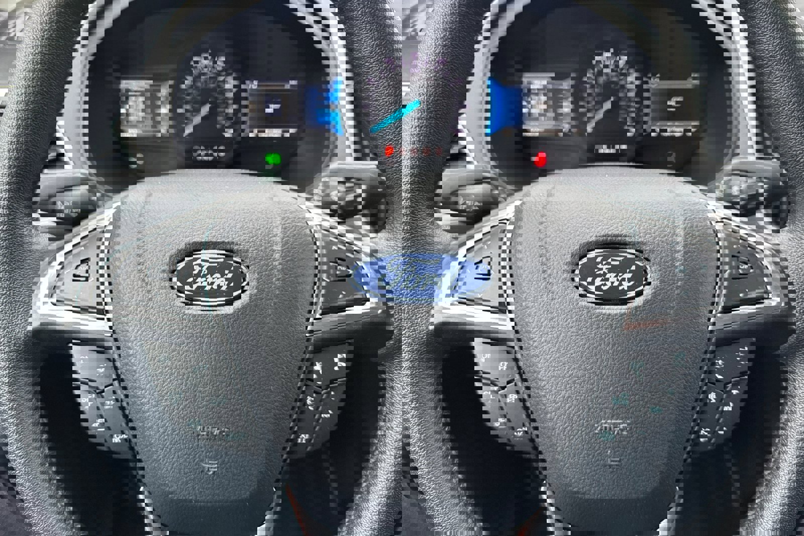 Certified 2024 Ford Edge SEL w/ Convenience Package image 23