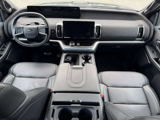 Certified 2025 Ford Expedition Max Platinum w/ Stealth Appearance Package AWD/4WD image 21
