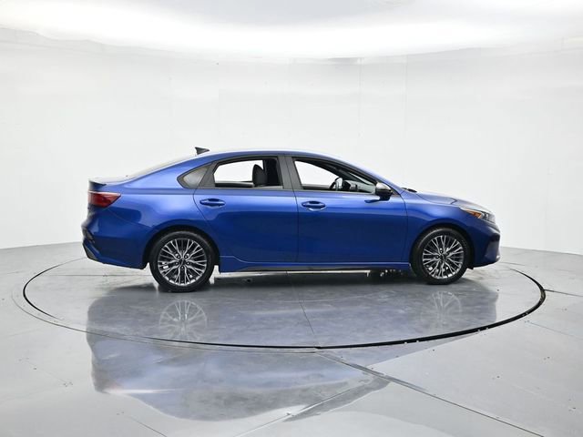 Used 2024 Kia Forte GT-Line FWD image 2