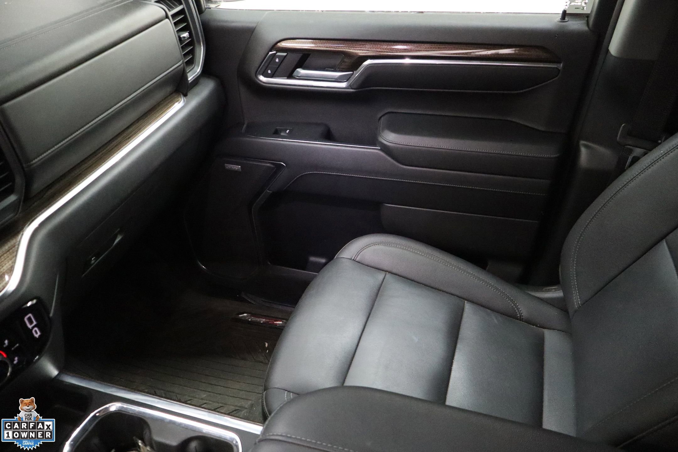 Used 2024 Chevrolet Silverado 1500 LT Trail Boss w/ Convenience Package II image 21