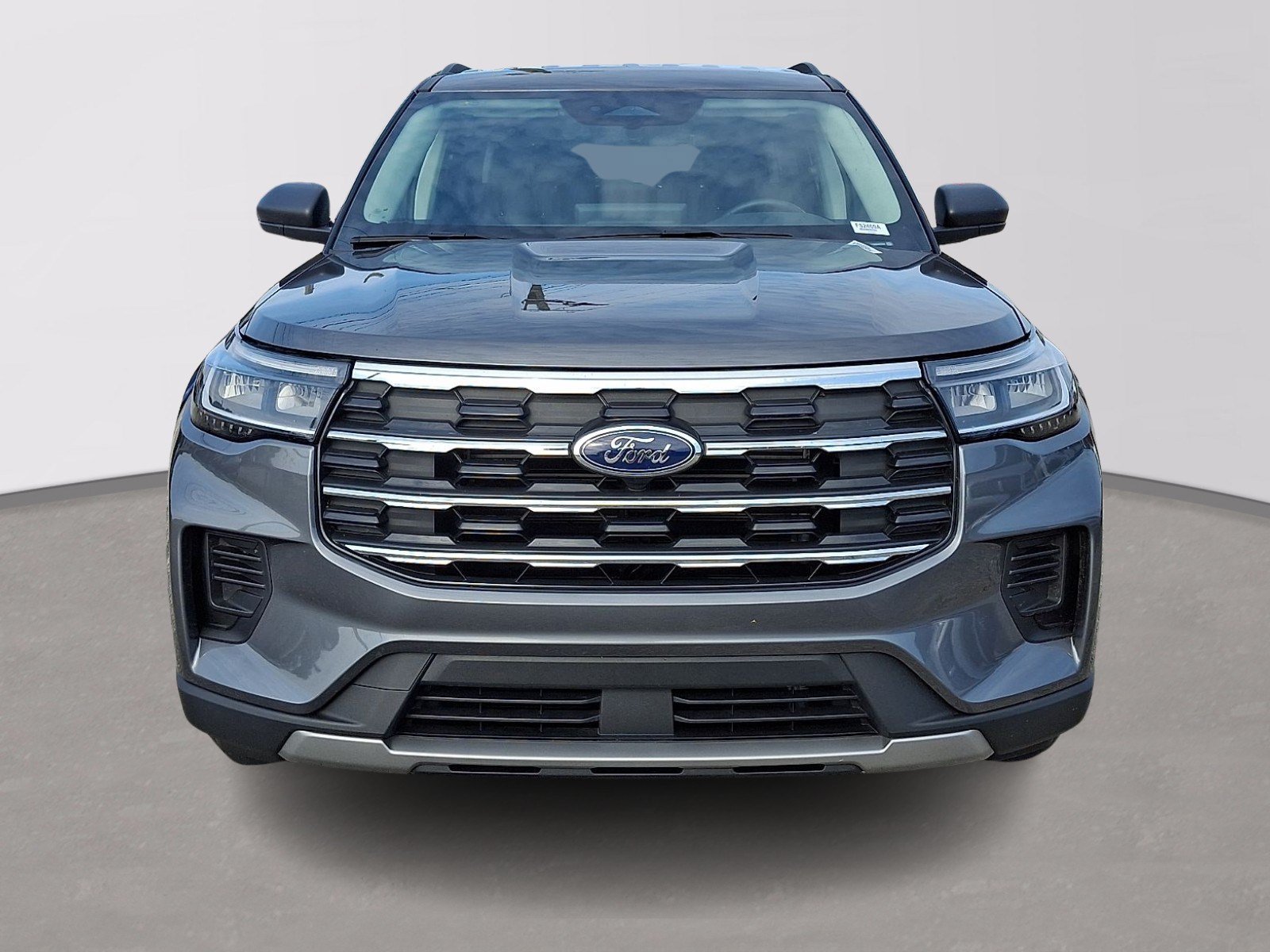 Certified 2025 Ford Explorer Active RWD image 2