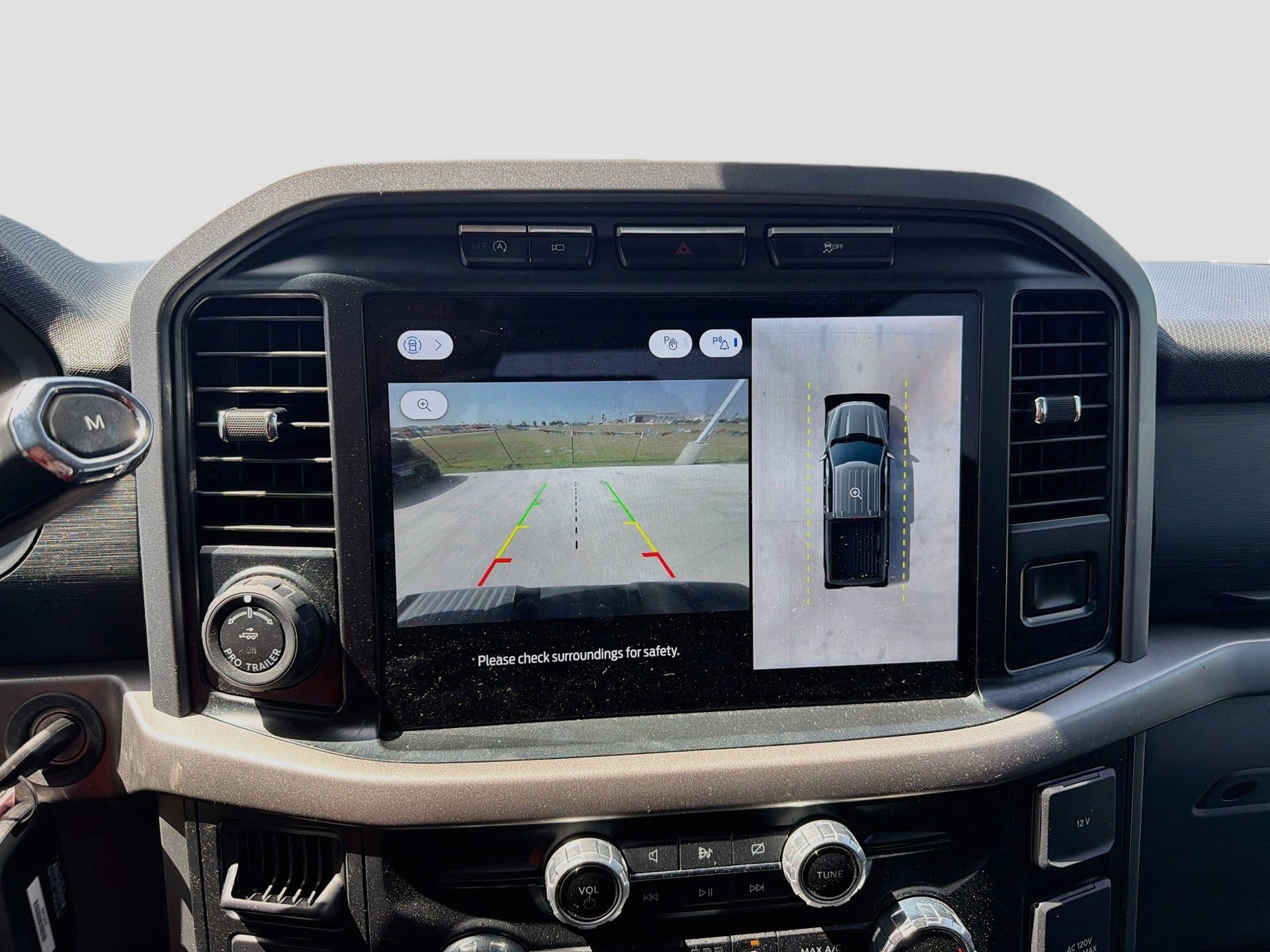 Certified 2024 Ford F150 XLT w/ Mobile Office Package RWD image 14