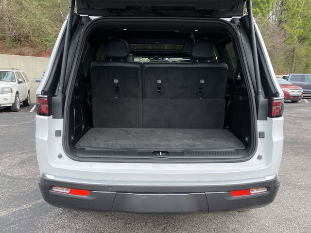 Used 2022 Jeep Wagoneer Series II w/ Premium Group I image 12