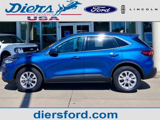 Certified 2023 Ford Escape Active w/ Tech Pack #2 AWD/4WD image 1