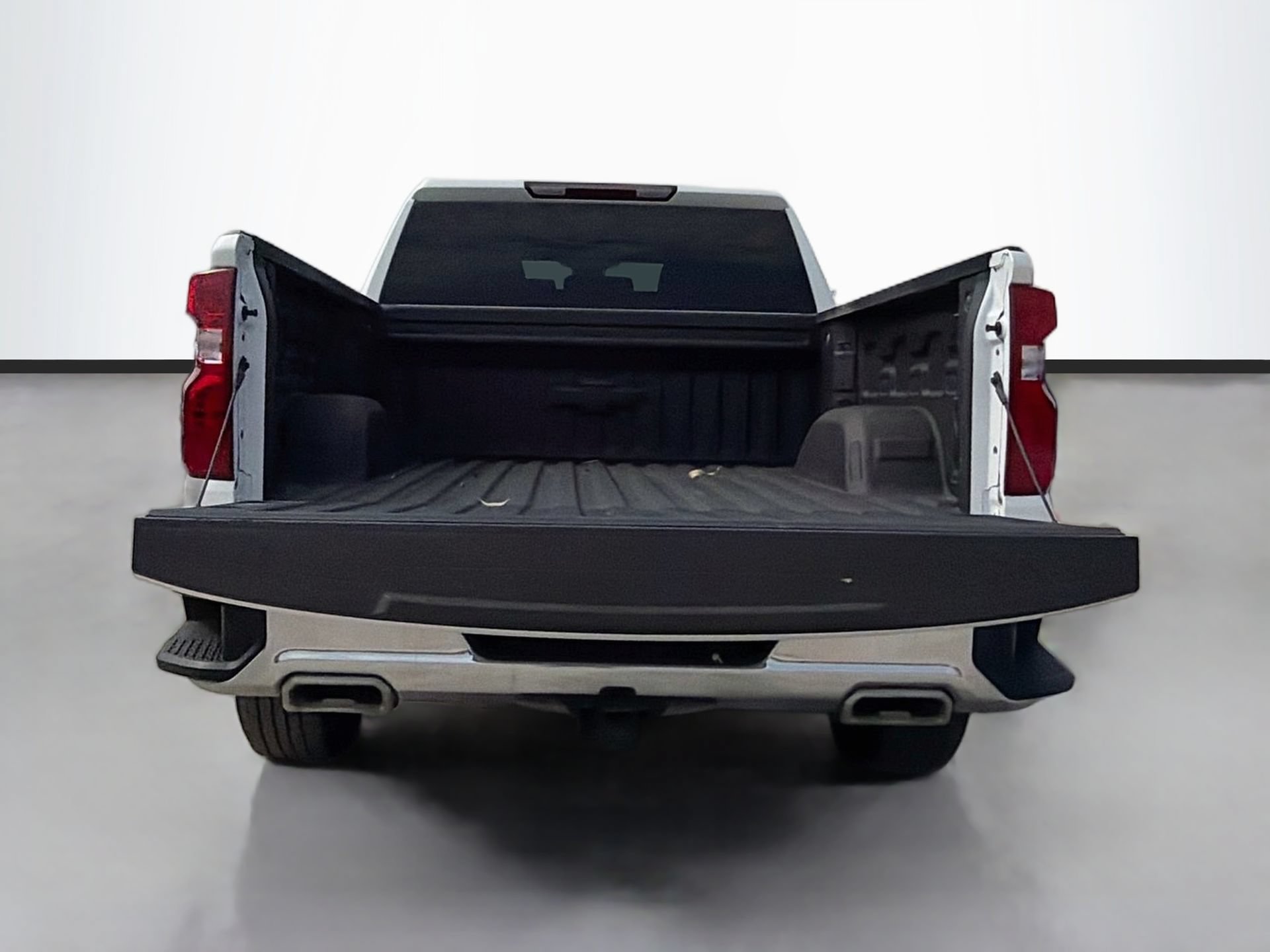 Used 2025 Chevrolet Silverado 1500 LT AWD/4WD image 31