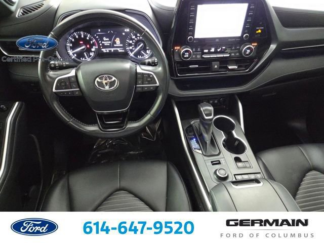 Used 2021 Toyota Highlander XSE image 17