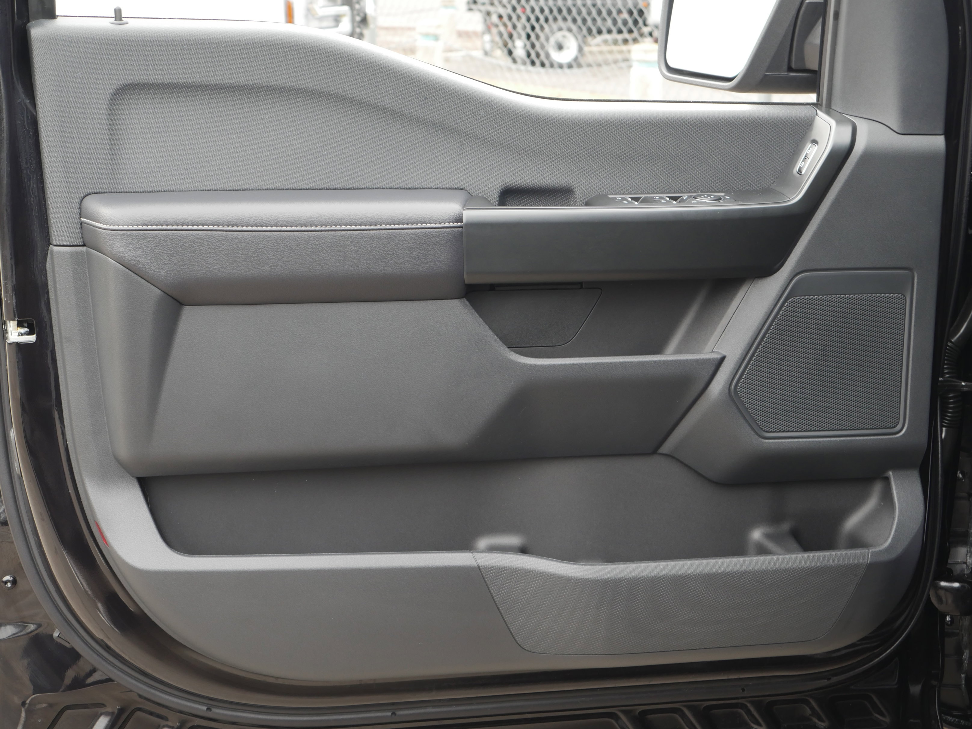 Certified 2025 Ford F150 STX image 34