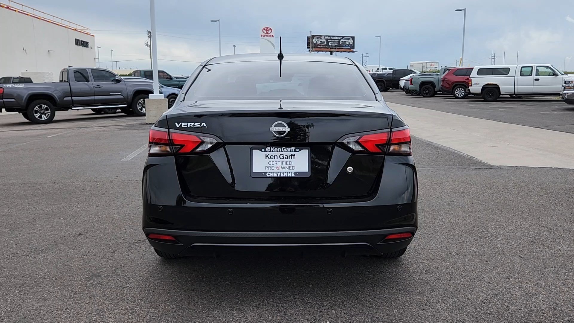 Used 2025 Nissan Versa S w/ Trunk Package FWD image 20