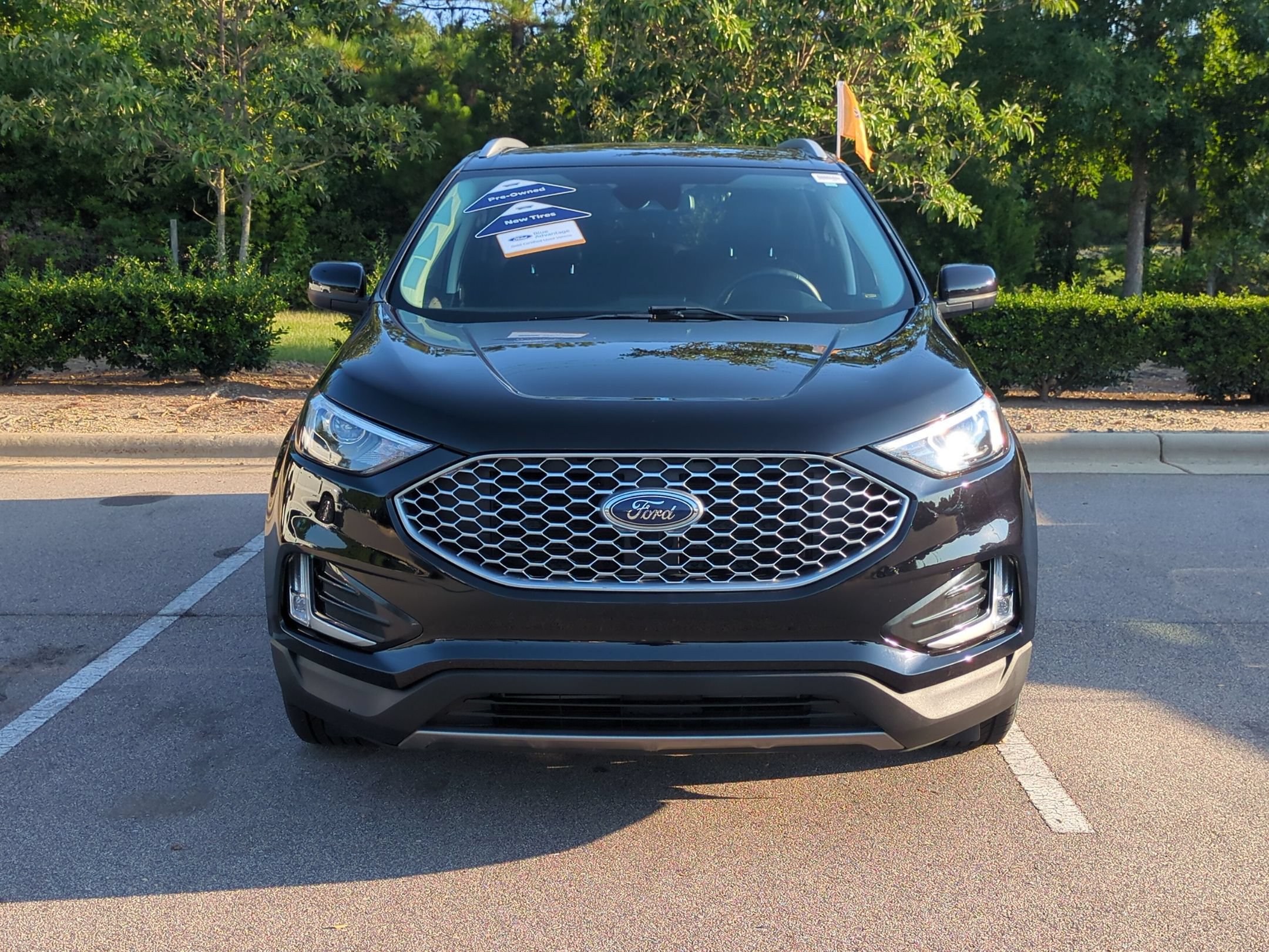 Certified 2023 Ford Edge SEL w/ Convenience Package AWD/4WD image 8