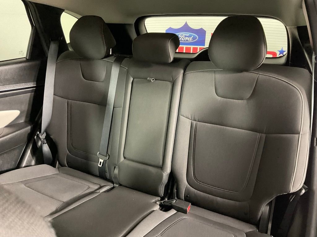 Used 2022 Hyundai Tucson SEL w/ Cargo Package image 16