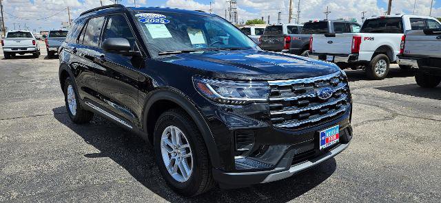 Certified 2025 Ford Explorer Active AWD/4WD image 6