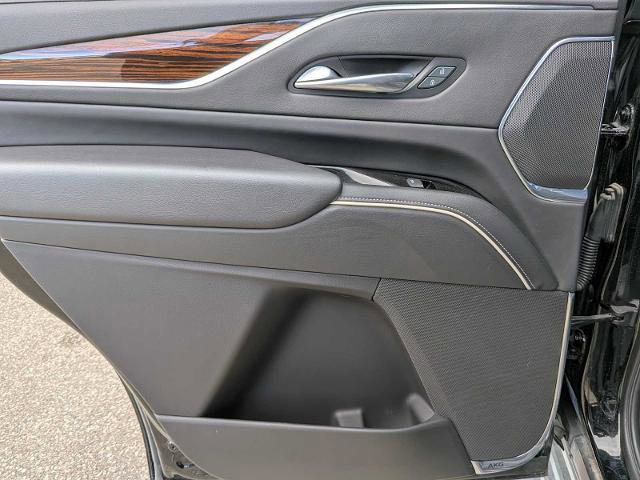Used 2022 Cadillac Escalade Premium Luxury image 23