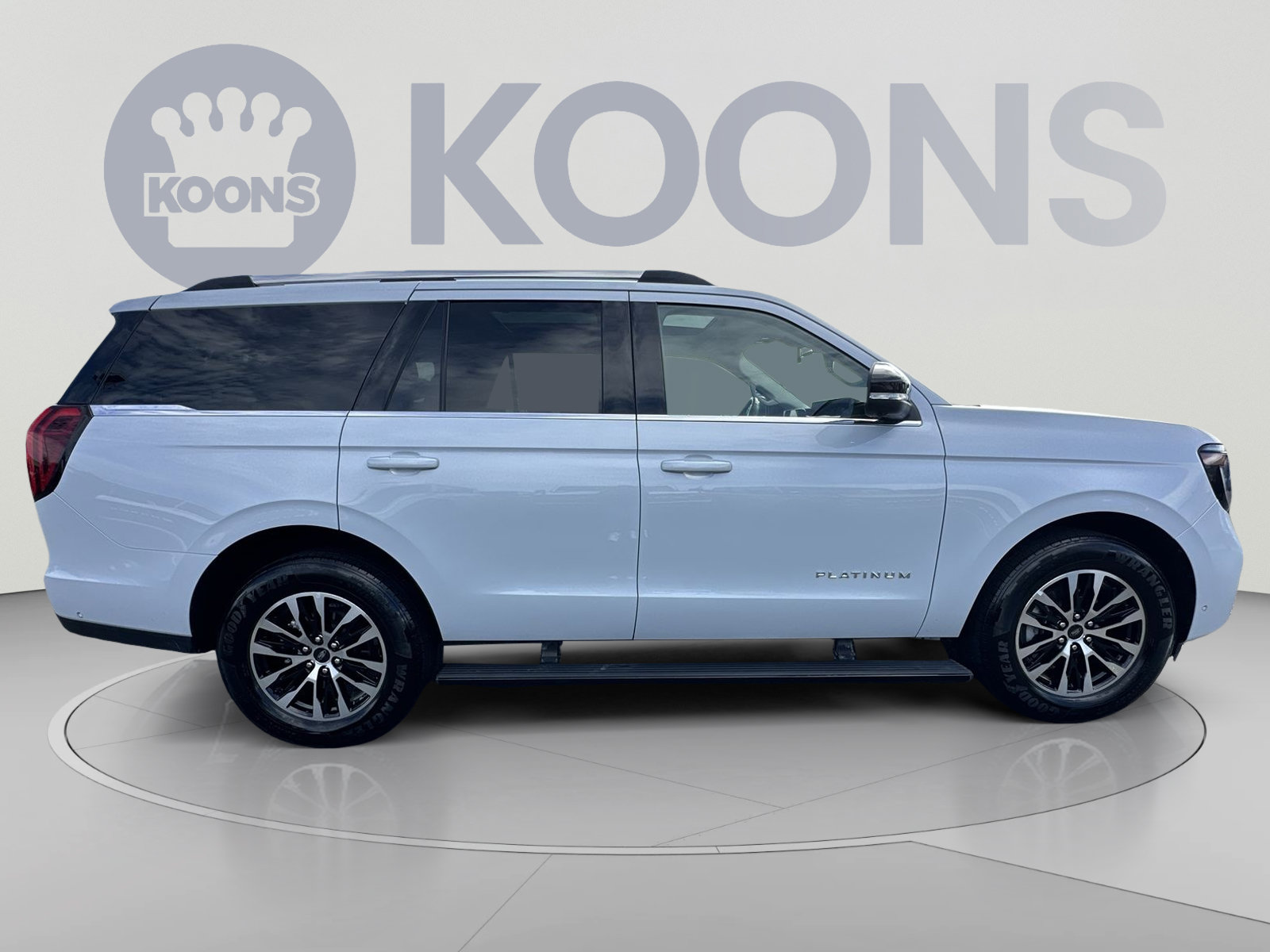 Certified 2025 Ford Expedition Platinum AWD/4WD image 12