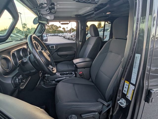 Used 2018 Jeep Wrangler Unlimited Sport S image 9
