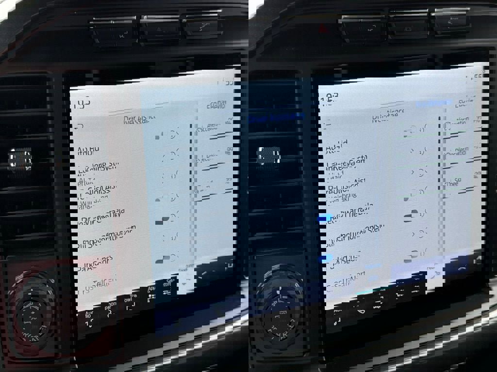 Certified 2022 Ford F150 XLT w/ Equipment Group 302A High image 26