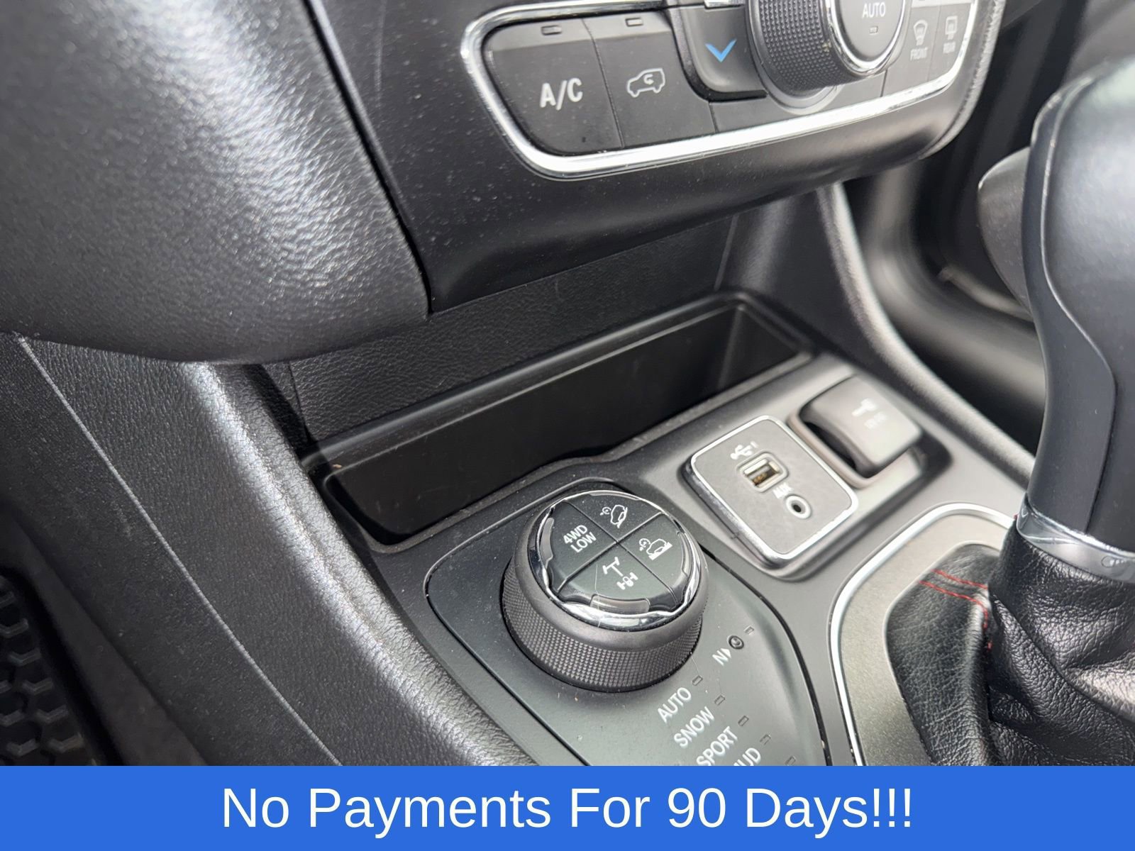 Used 2020 Jeep Cherokee Trailhawk w/ Trailer Tow Group image 22