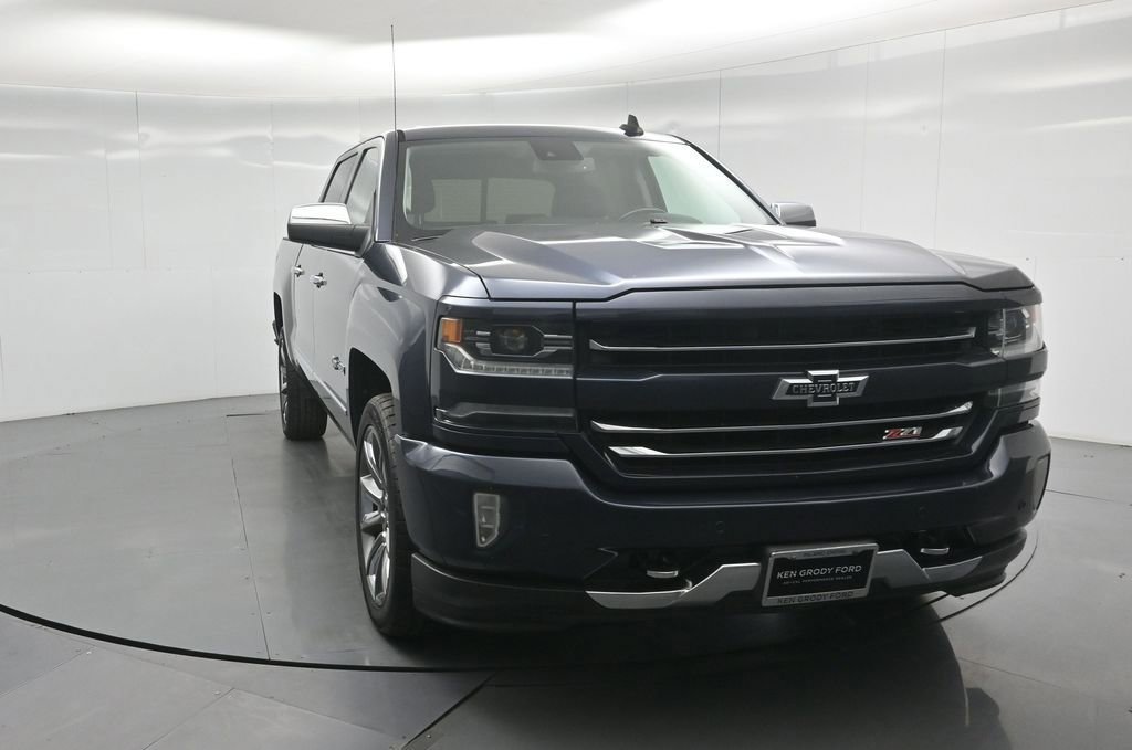 Used 2018 Chevrolet Silverado 1500 LTZ Z71 w/ Centennial Edition image 9