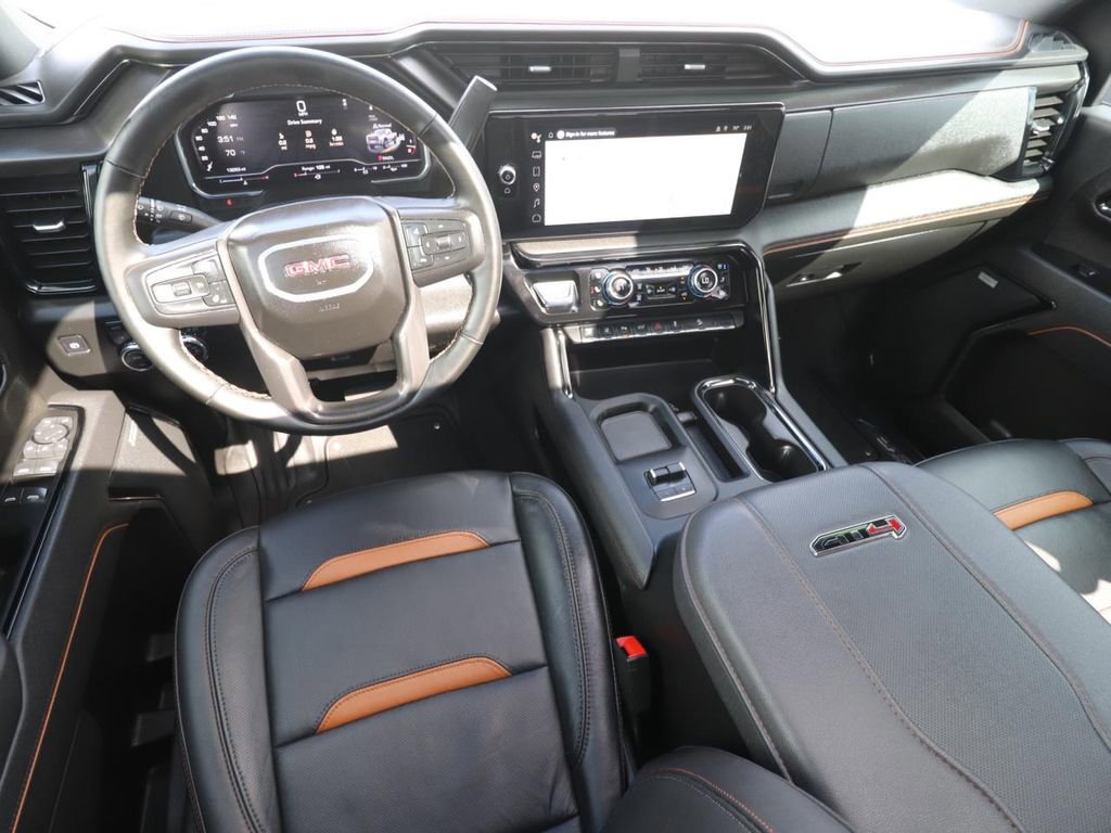 Used 2025 GMC Sierra 2500 AT4 w/ AT4 Premium Plus Package image 13