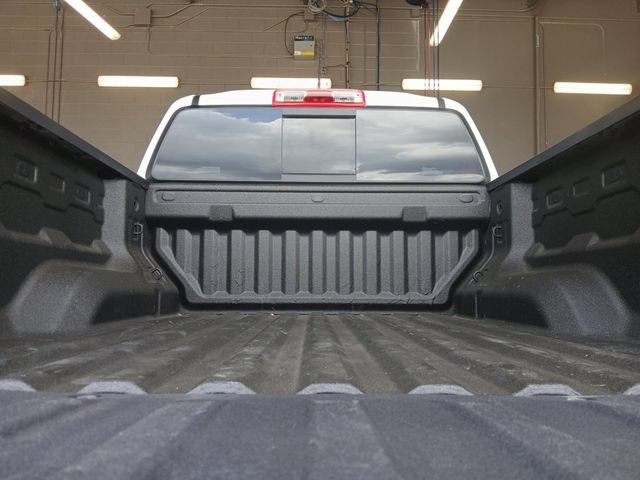 Used 2026 Chevrolet Colorado W/T w/ WT Custom Package RWD image 6
