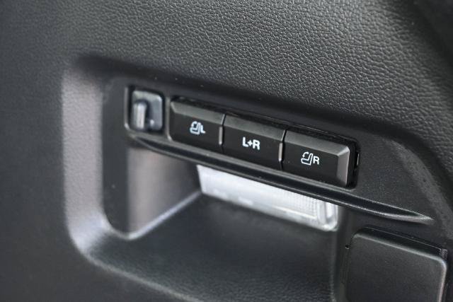 Certified 2025 Ford Explorer ST AWD/4WD image 13