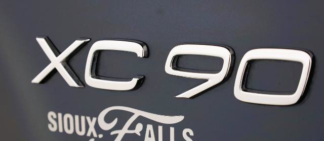 Used 2023 Volvo XC90 B6 Ultimate w/ Protection Package Premier AWD/4WD image 38