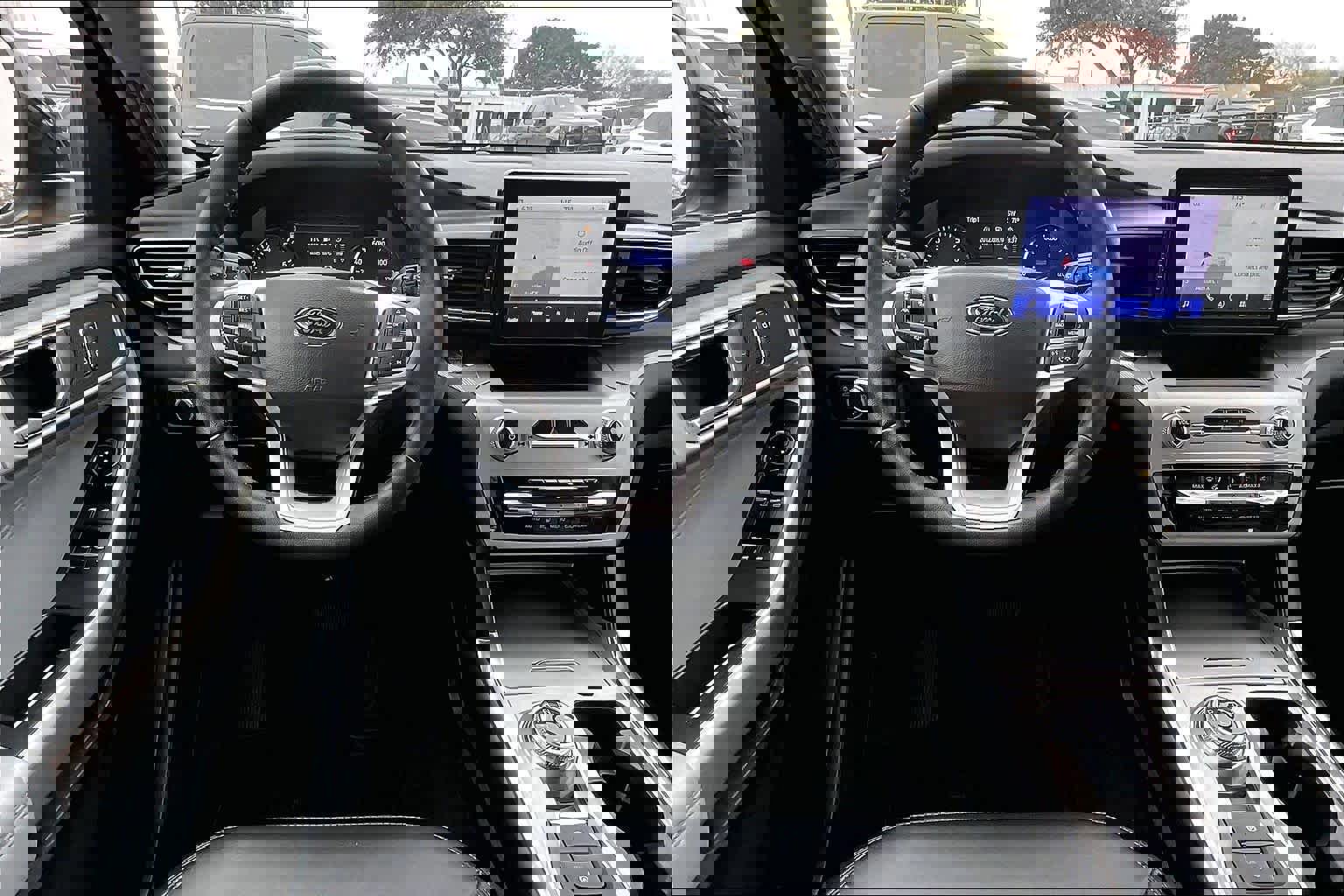 Certified 2022 Ford Explorer XLT w/ Equipment Group 202A image 9