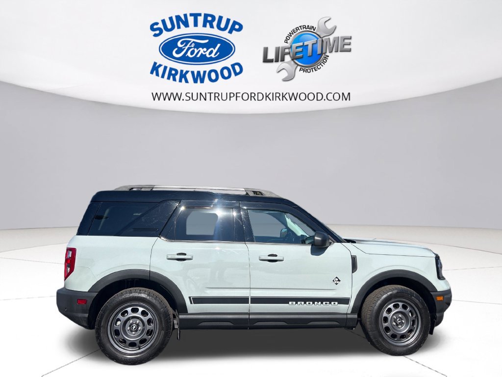 Certified 2024 Ford Bronco Sport Outer Banks AWD/4WD image 8