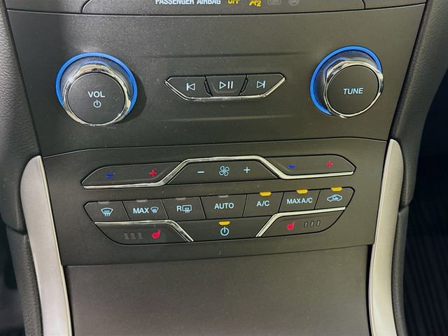 Certified 2019 Ford Edge SEL w/ Equipment Group 201A image 18