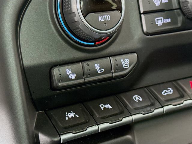 Used 2021 Chevrolet Silverado 1500 High Country w/ Technology Package image 21