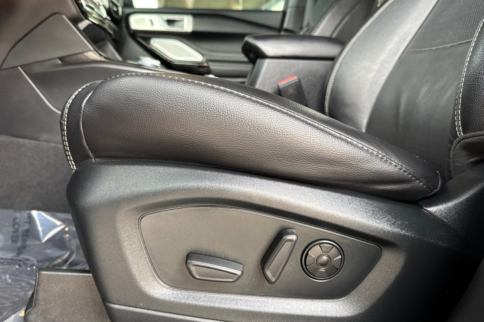 Certified 2022 Ford Explorer ST w/ Equipment Group 401A image 13