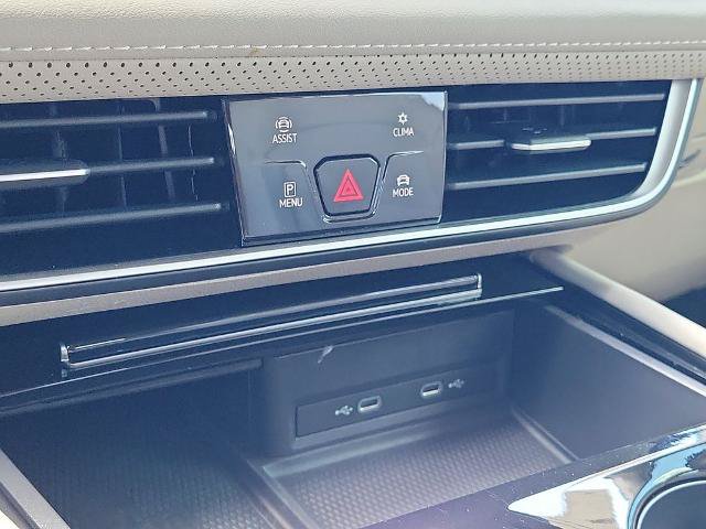 Used 2024 Volkswagen Atlas SE FWD image 31