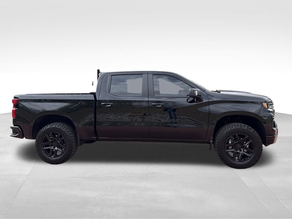 Used 2025 Chevrolet Silverado 1500 LT Trail Boss w/ LT Trail Boss Premium Package AWD/4WD image 8