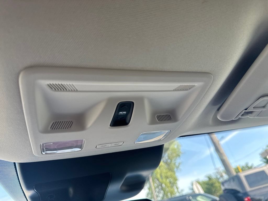 Certified 2022 Ford Maverick XLT FWD image 24