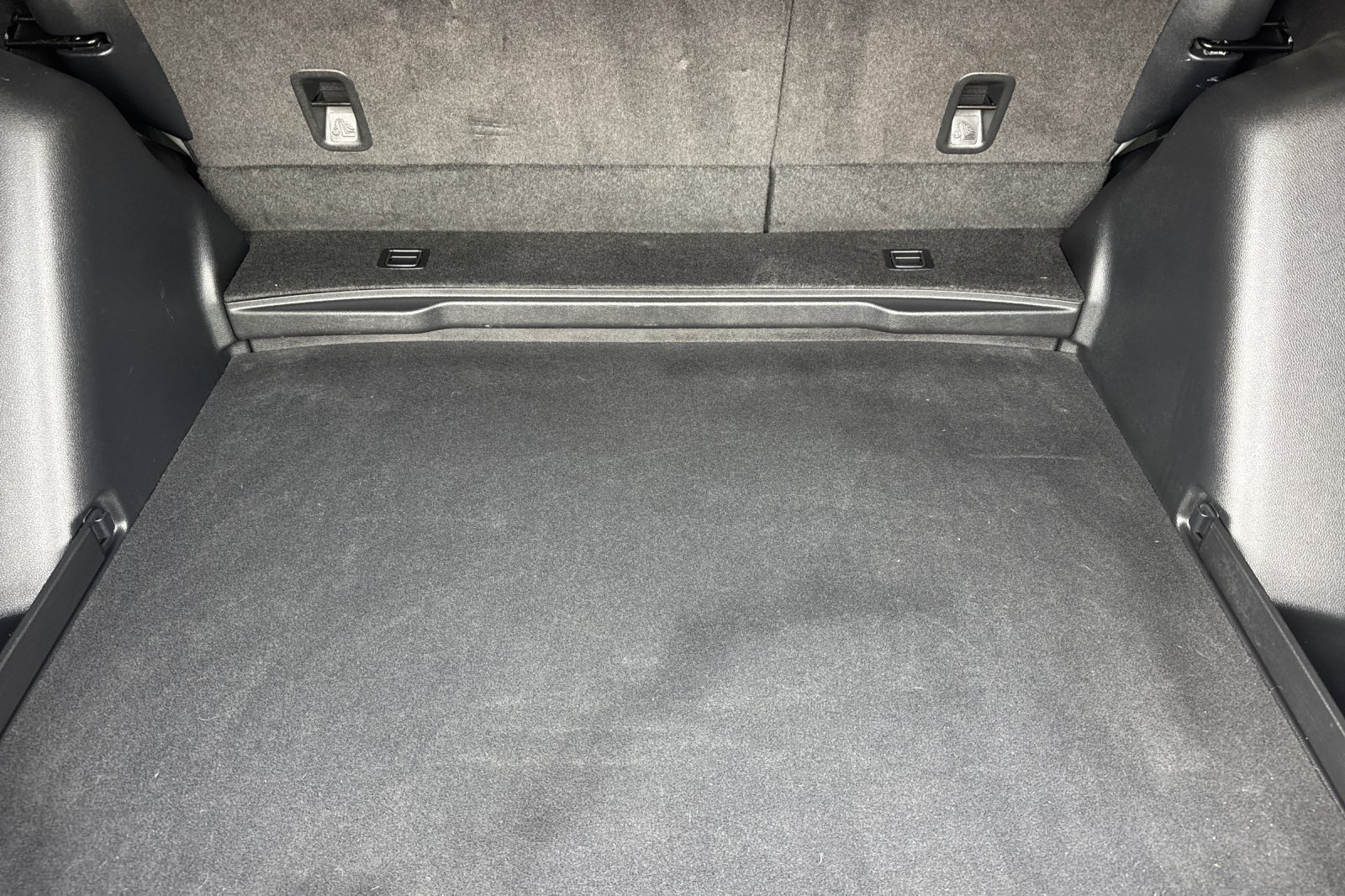 Used 2018 Honda CR-V Touring image 14