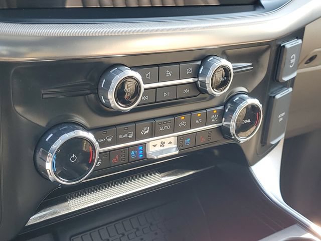 Certified 2024 Ford F150 Platinum w/ Equipment Group 703A Plus AWD/4WD image 26